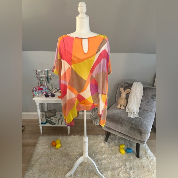 Trina Turk Flow Top - Picture 3 of 14